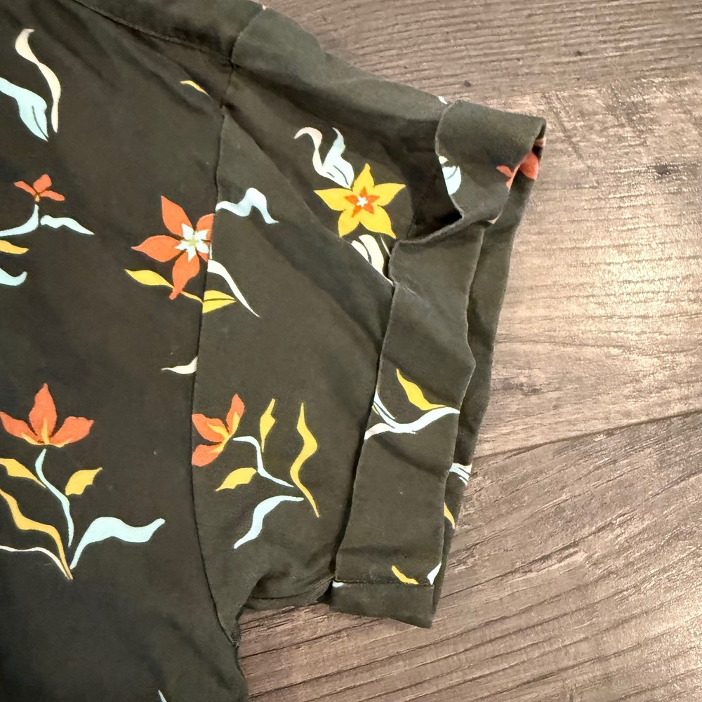 Duluth Trading Co Floral Tencel Lyocell Button Down Shirt Olive Green 2XL - Picture 9 of 10